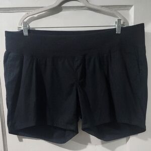 Liz Lange Maternity Black Athletic Pull-On Shorts with Pockets size: XXL